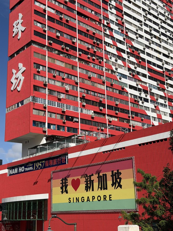 新加坡红色街景